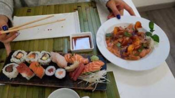 Himitsu Sushi Bar food