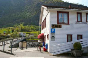 Marianne Bakeri Kafe outside