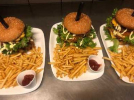 Pizzeria Sahmaran food