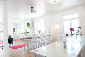 Amandis À l'intérieur