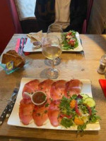 Chez Henri Ardennais food