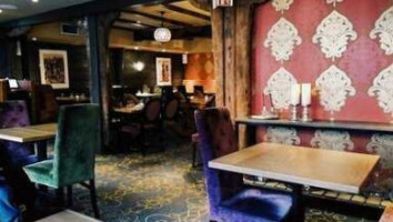 Fg Restaurant Bar inside