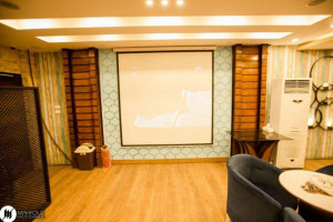 Villa 24 Cafe inside