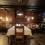 Kambalache Asador Argentino inside