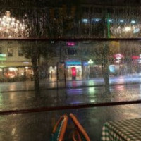 Sibylla Avenyn outside