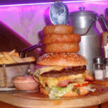 XXL Leopoldauer Alm food