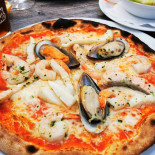 Pizzeria Michelangelo food