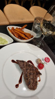 Stefan's Steakhouse, Ruka food