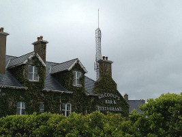 Kilcooly's Country House outside