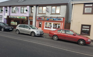 Zingyzest Take Away Portarlington outside