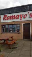 Romayo's Slane outside