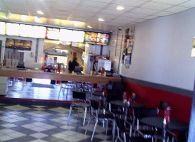 Joey's Pizzeria Fast Food Family inside