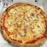 Carletto's Pizzeria food