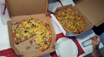 Domino's Pizza food