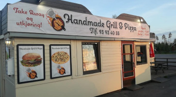 Handmade Grill Pizza Take Away Utkjoering! outside