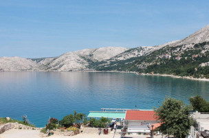 Stara Baska outside