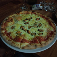 Pizzeria Mali Lovre food