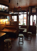 Maccarthy's inside