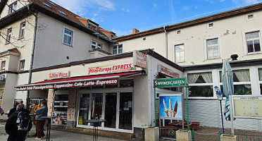 Pizza Europa Express outside