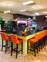 Pizzeria Milano Kootstertille inside