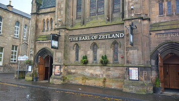 The Earl Of Zetland outside