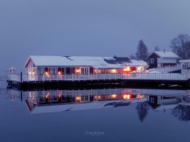 Garsnes Brygge outside