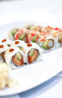 Simsim Sushi Wok food