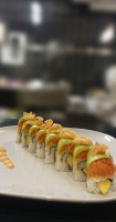 Simsim Sushi Wok food