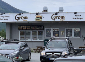 Grom Burger outside