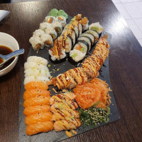 Sushi Kafe Frank Van Do food