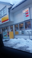 Shell RØldal outside