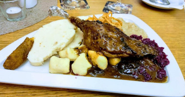 Restaurace U Lva food