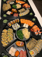 Yrjars Sushi Take Away food