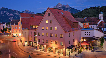 Hotel Sonne Füssen outside