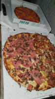 Pizza Tutto food