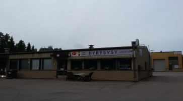 Grillikahvio Hyrysysy outside