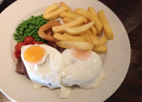 The Museum Pub food