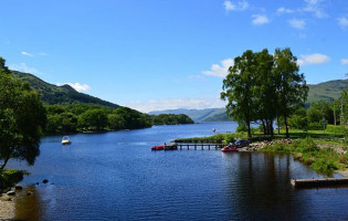 Loch Earn Brewery outside