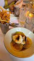 The King's Head Roehampton food