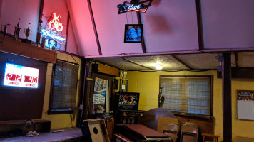 7 Palms inside