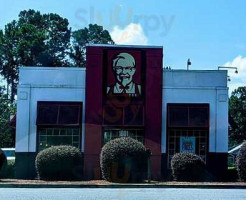 Lipson Chippy outside