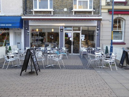 Gourmet Takeaway outside