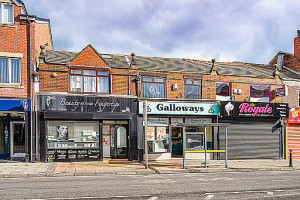 Galloways Bakers outside