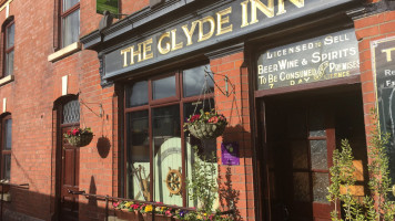 Glyde Inn outside