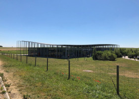 Taberna La Aurora outside