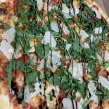 Pizzeria La Verita food