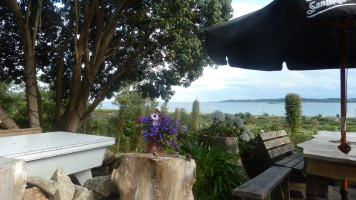 Seven Stones Inn outside