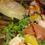 Auberge Du Petit Lac Chez Toi, Chez Moi food