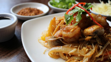 Siam Thai To Go food
