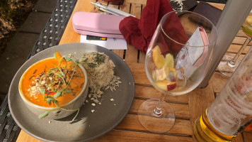 The Stag & Huntsman food
